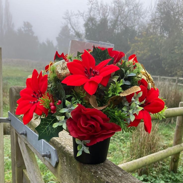 Festive Christmas flowers